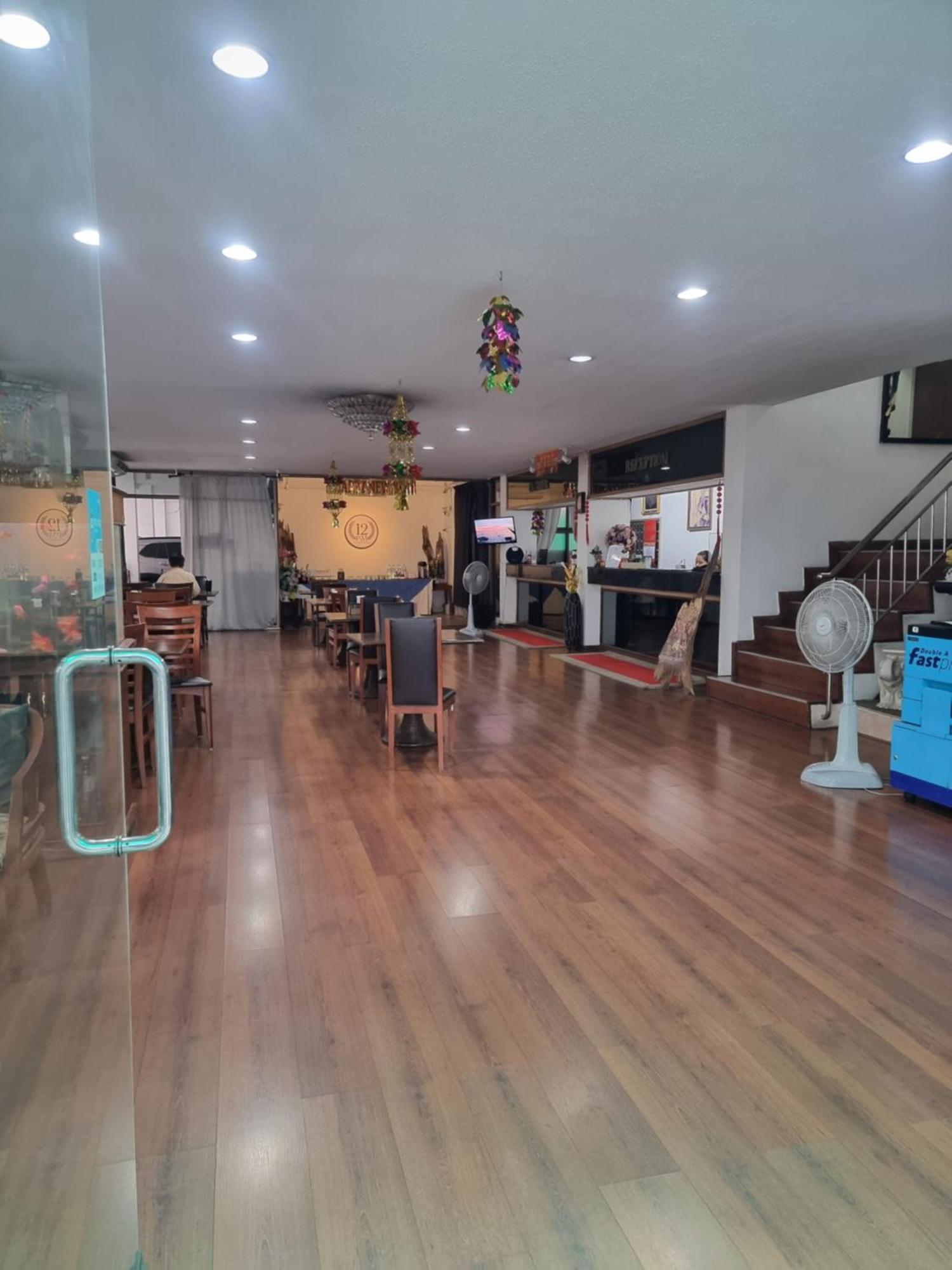 12Pm Bangkok Hotel Kültér fotó